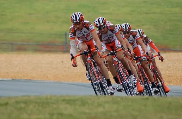 Comment choisir le bon équipement de cyclisme pour vos balades