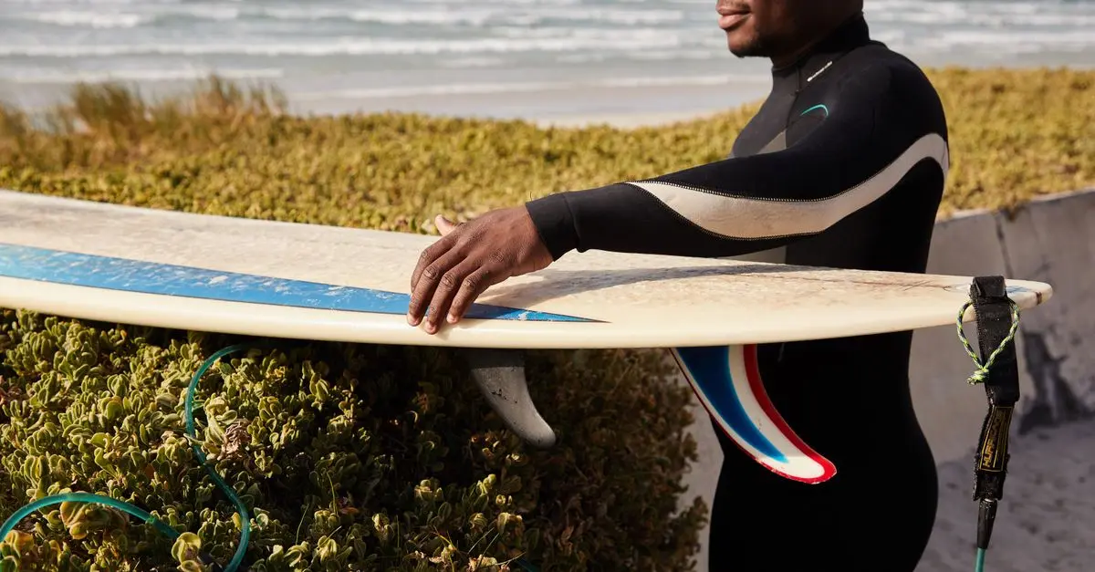 Comment choisir son équipement de surf : conseils pratiques